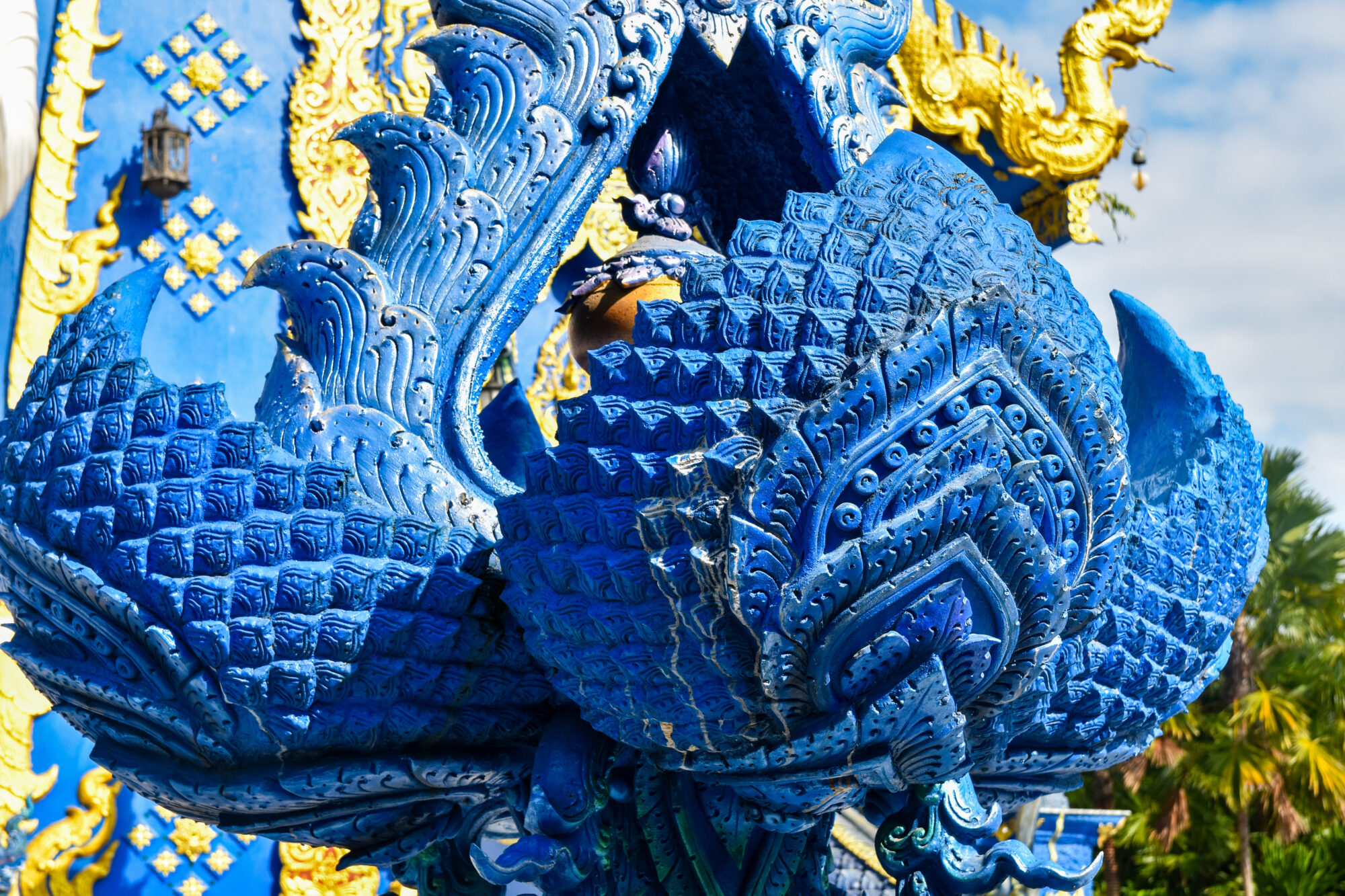 Chiang Rai, Thailand - 14 November, 2022: Wat Rong Suea Ten, Templo Azul, Chiang Rai