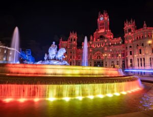 Statue,Of,The,Goddess,Cibeles,With,The,Two,Lions,With tour capodanno Madrid