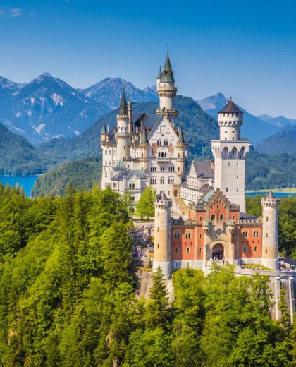 tour in pullman monaco