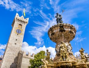 Fontana,Del,Nettuno,(,Neptune,Fountain,Statue,),In,Trento