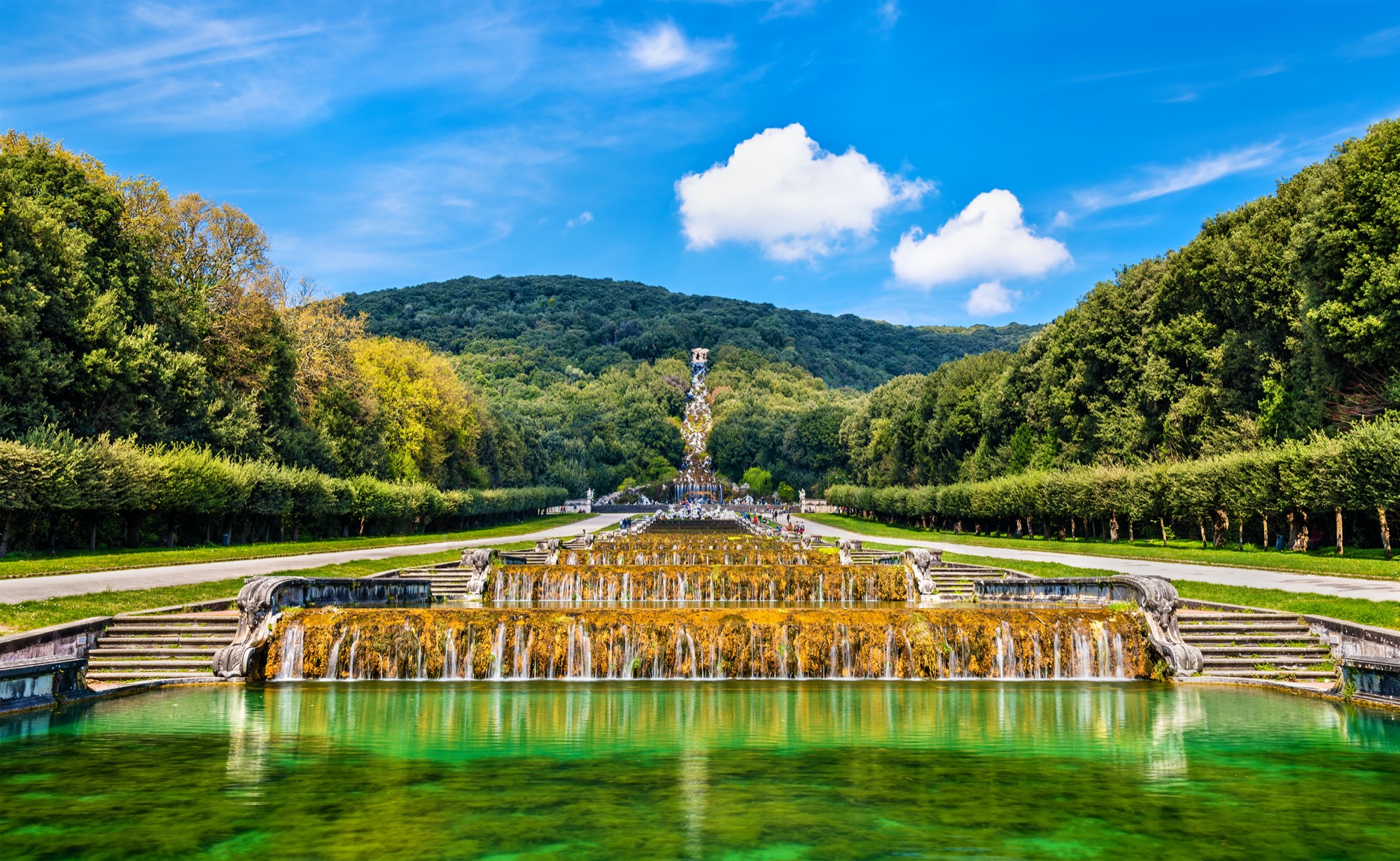 tour in pullman reggia caserta