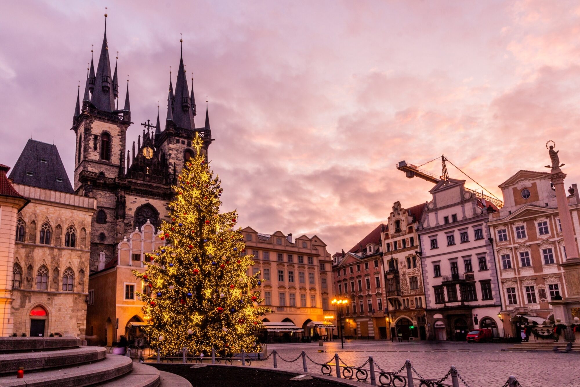 Christmas,View,Of,The,Old,Town,Squre,In,Prague,,Czech tour 4 capitali