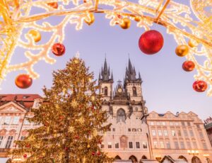 Christmas,Tree,At,The,Old,Town,Square,In,Prague,,Czech tour 4 capitali