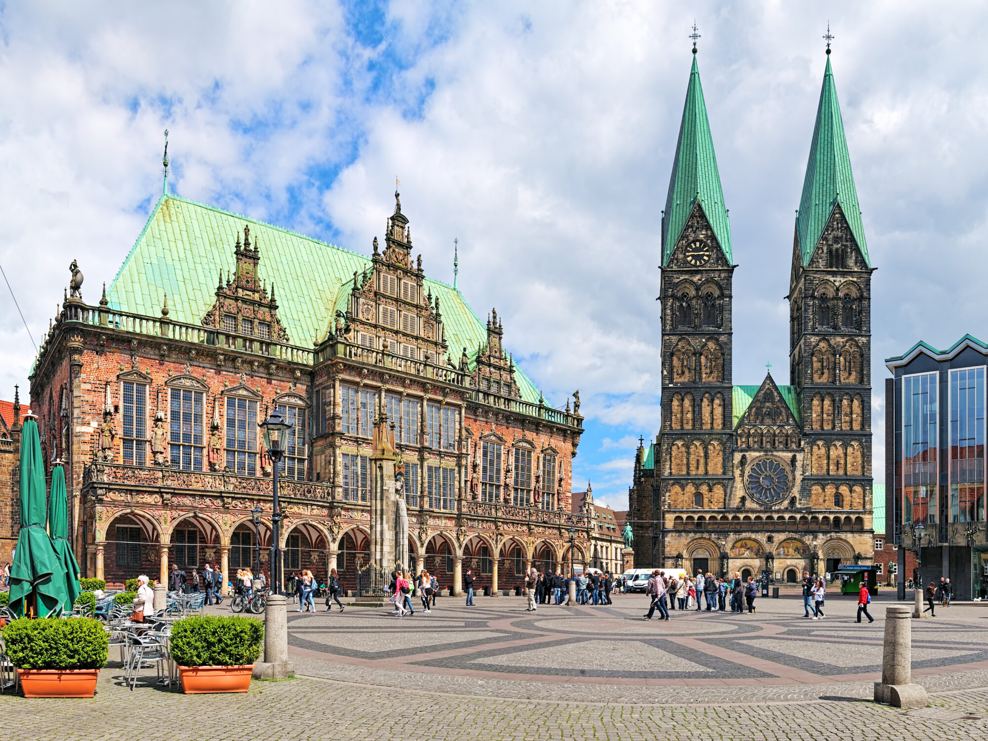Bremen Market Square with City Hall and Bremen Cathedral, German