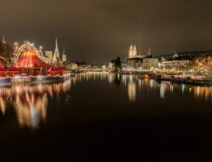 Old,Town,Zuerich,On,The,Limmat,By,Night viaggi organizzati