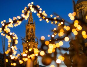 Christmas,Decorations,At,The,Christmas,Market,,Bolzano,,Italy viaggi pullman organizzati