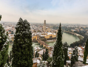 Verona,Cityscape,In,Winter,With,Snow,(unesco,World,Heritage,Site), tour organizzati in austria